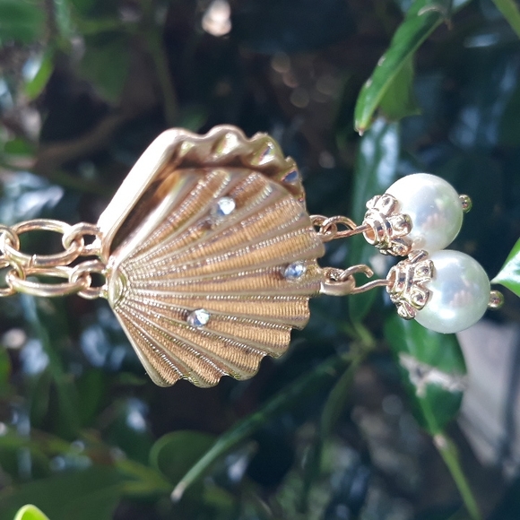 Sea Shell/ Drop Earrings/ Pear/ Rhinestone Detail/ Boho/ Bohemian - Picture 9 of 11